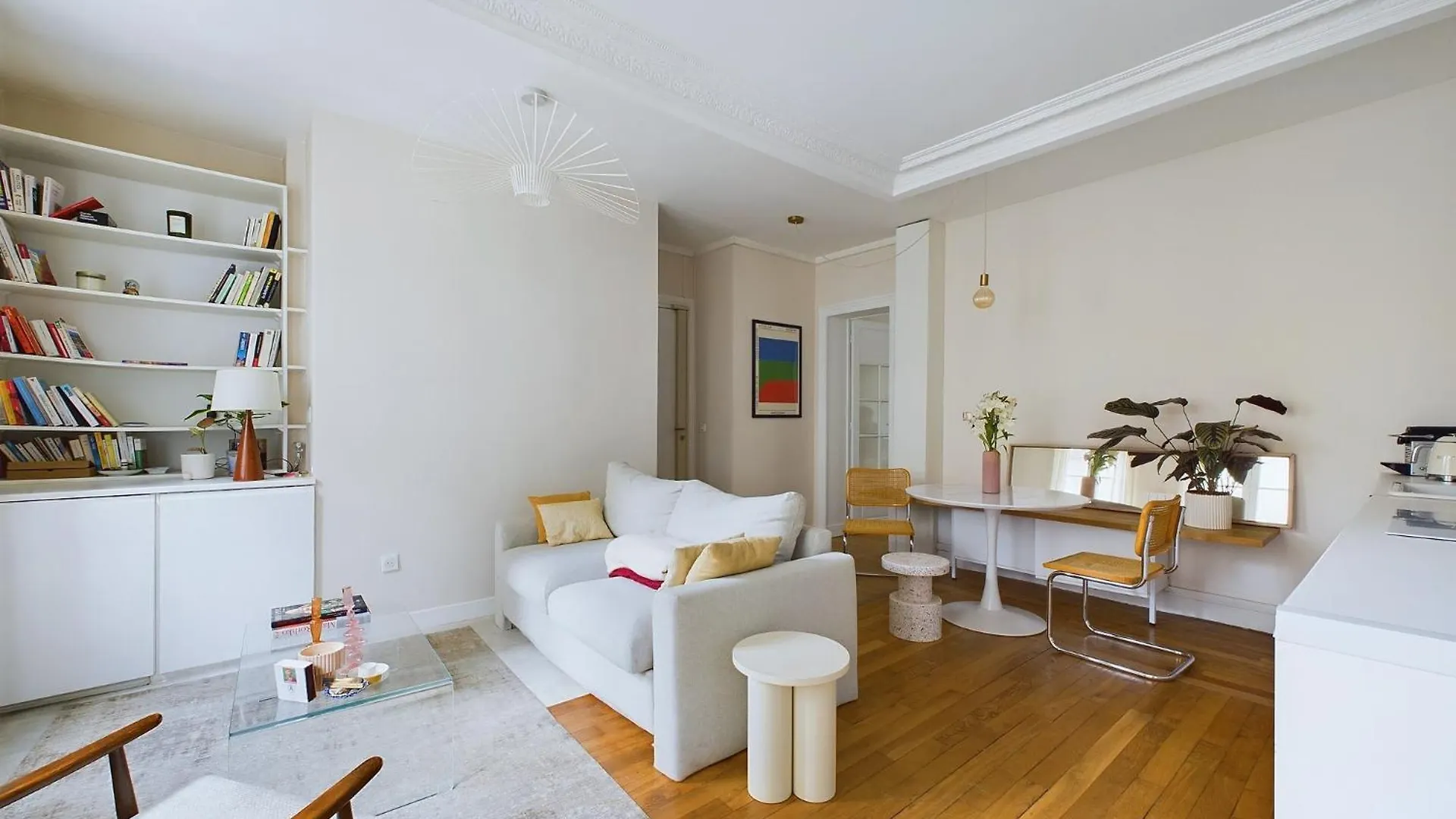 Charming Montmartre Apartment Parijs Frankrijk