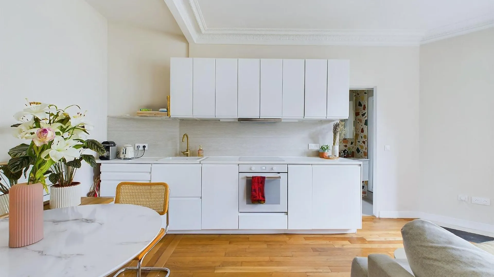 Charming Montmartre Apartment Paris France